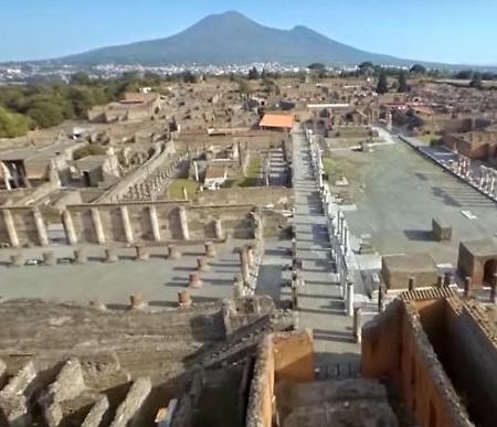 Pompei Center Life Atmosphere Exterior photo